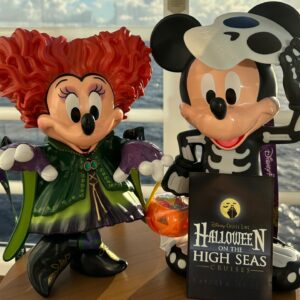 cruzeiro disney wish navio porto canaveral embarque produtos balde pipoca halloween mickey minnie irmãs